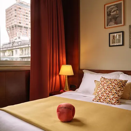 Max Brown Missori, Part Of Sircle Collection 4* Milão