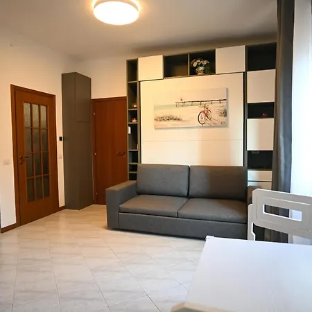 Casa Di Cesare - Monolocale Silenzioso A 15min Duomo E 5' Mm3 شقة ميلان