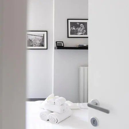 Contrasti - Black & White Appartement Milan