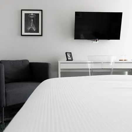 Contrasti - Black & White Apartman Milánó