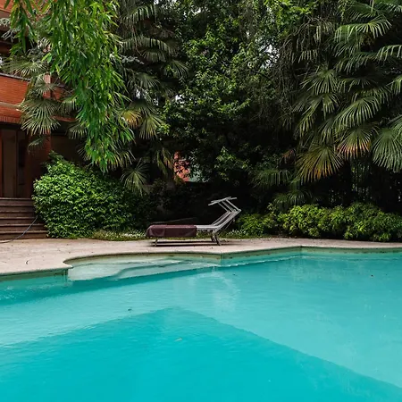 Youhosty - Exclusive Townhouse Garden And Pool Milán