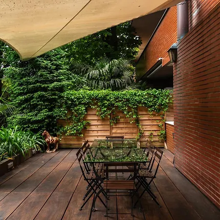 Apartamento Youhosty - Exclusive Townhouse Garden And Pool *