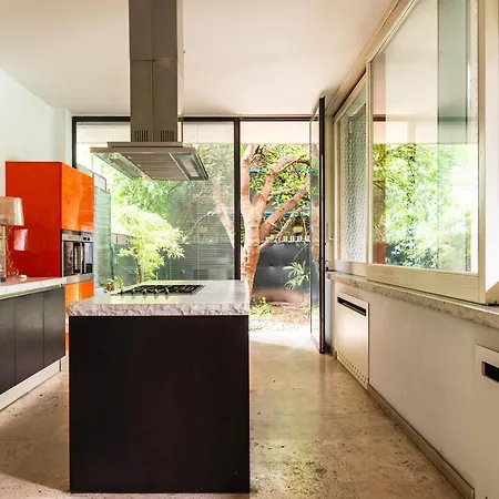 Apartamento Youhosty - Exclusive Townhouse Garden And Pool