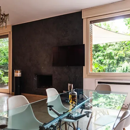 Youhosty - Exclusive Townhouse Garden And Pool *