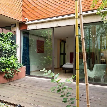 Apartment Youhosty - Exclusive Townhouse Garden And Pool Mailand