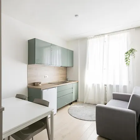 Smart 10 Minutes Duomo By Metro *