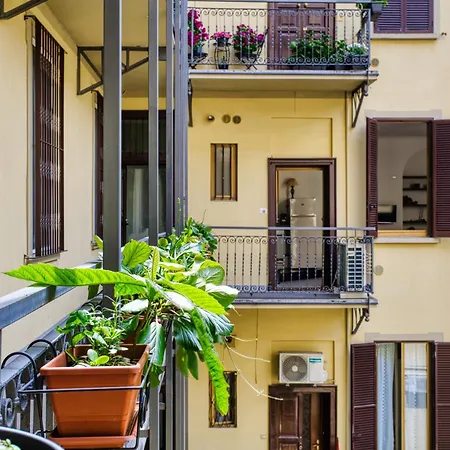 Domusmi Tadino 48 Station *