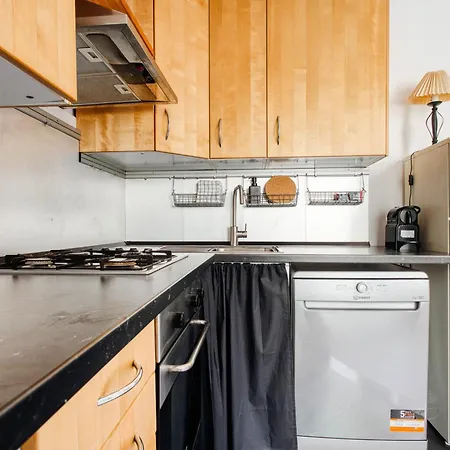 Domusmi Tadino 48 Station Апартаменты *