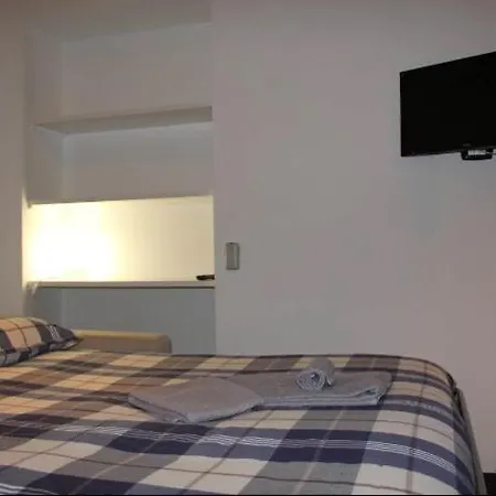 Naviglio - Nel Design District Apartment *