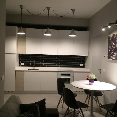 Apartament Cozy In Paolo Sarpi With Balcony Mediolan