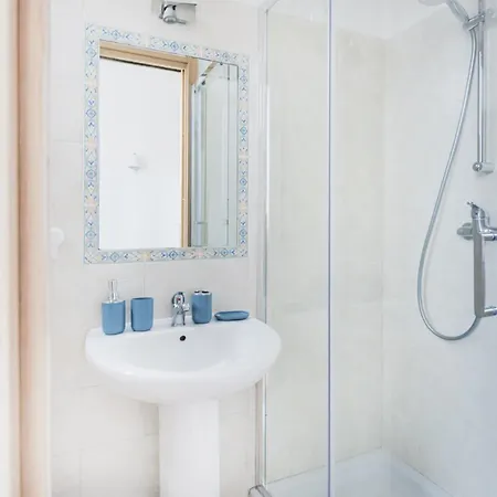 Easylife - - 9 - Porta Romana *