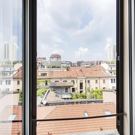 Easylife - - 9 - Porta Romana *