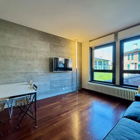 Modern Navigli Apartment *