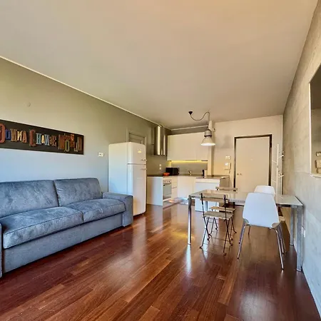 Modern Navigli Apartment