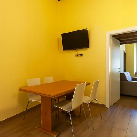 Apartment Youhosty - Nido Sui Navigli Milan