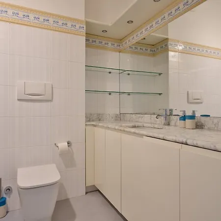Palmanova Sixty-seven Terrace With Shower Milánó