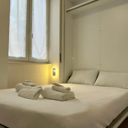 Navigli Modern Apartament