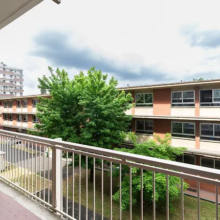 Feels Like 아파트