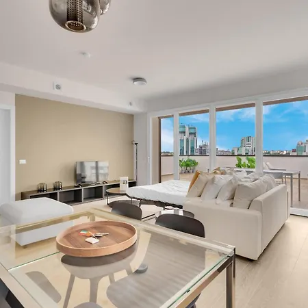 شقة Airy With Balcony & Garage By Ndp Rent *