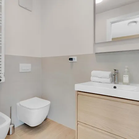 شقة Airy With Balcony & Garage By Ndp Rent *