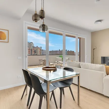 Апартаменты Airy With Balcony & Garage By Ndp Rent *