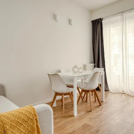 Hostmate - - Imperia's Pearl - Romolo Iulm *