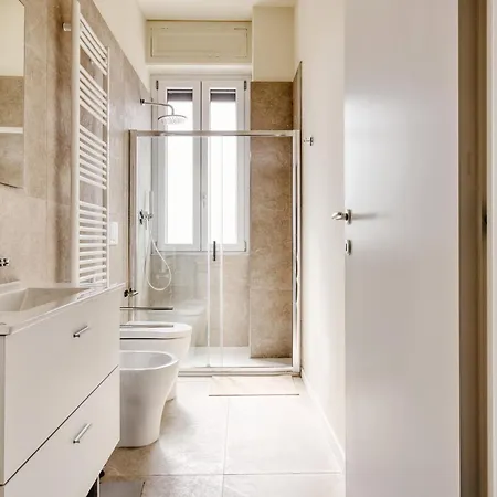 Appartement Hostmate - - Doria's Light - Stazione Milan