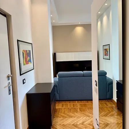 Luro Deluxe - Savoia 3 - Repubblica Apartmán Milán