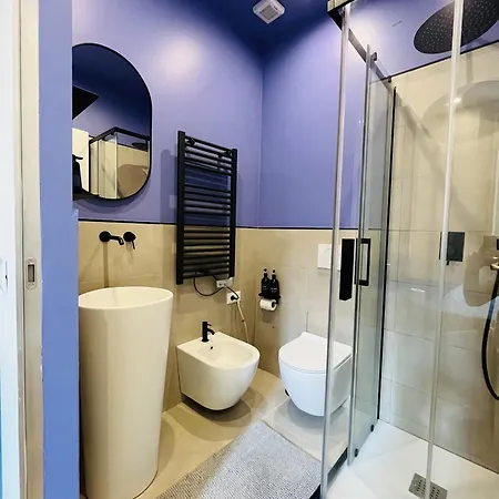 Correggio 12 * Milano