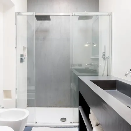 Lägenhet Welkhom Bocconi Loft 2bdr&2bth *