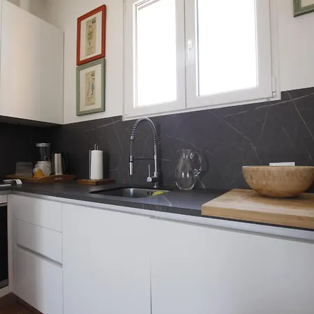 Caccialepori, Luminoso E Comodissimo Con Ac E Lift *