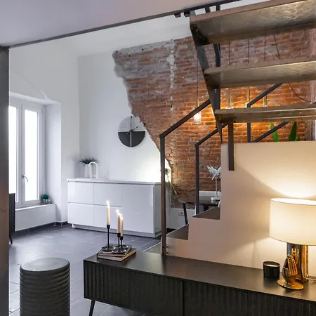 Youhosty - Design Isola Daire *