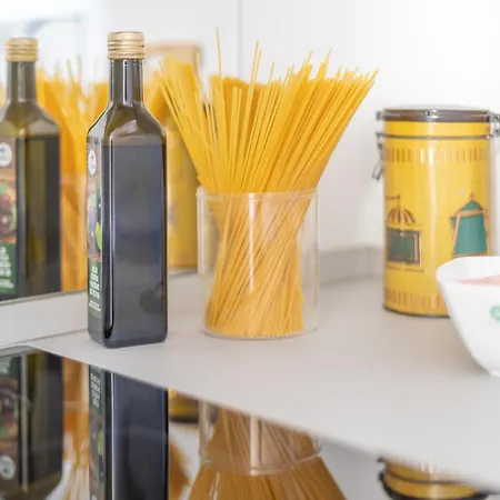 Sunny With Terrace In Center By Rentopolis Lejlighed Milano