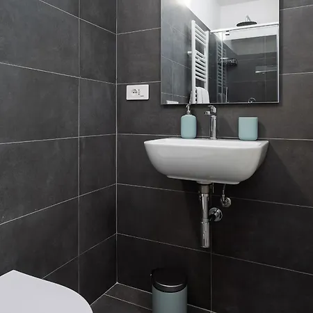 Classbnb - Two Design Lofts With Private Entrances * Milan