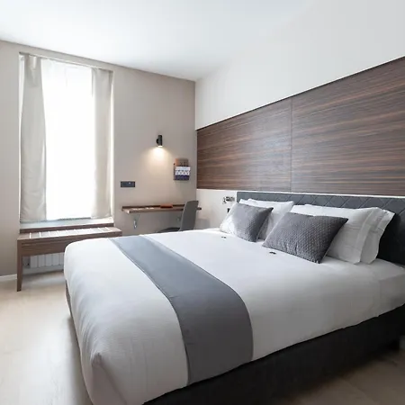 Szálloda Ah - Duomo Essence 3*