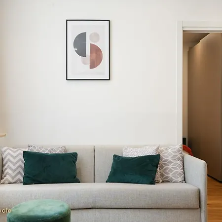 Daverio Business House Apartment Milan