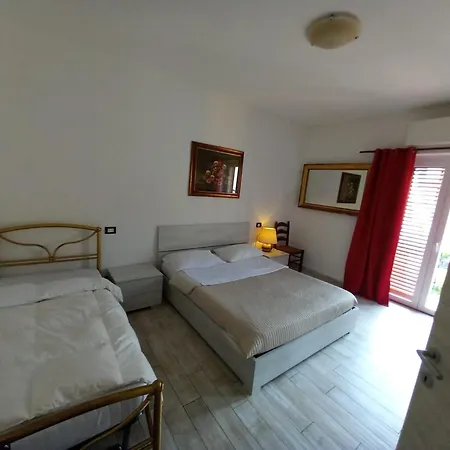 Apartment 3 Station Free Parking