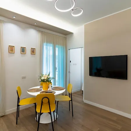 公寓 Teodorico Apartments - Quiet Garden View Apartment With Parking 米兰