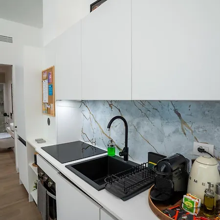 דירה Teodorico 7 - Quiet Garden View With Parking Near Mico And Citylife מילאנו