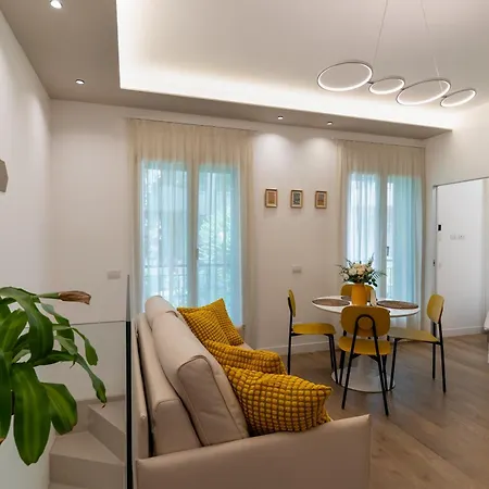 Teodorico 7 - Quiet Garden View With Parking Near Mico And Citylife דירה