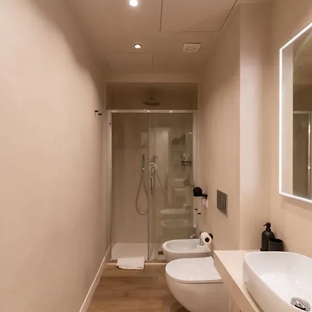 Teodorico 7 - Quiet Garden View With Parking Near Mico And Citylife מילאנו