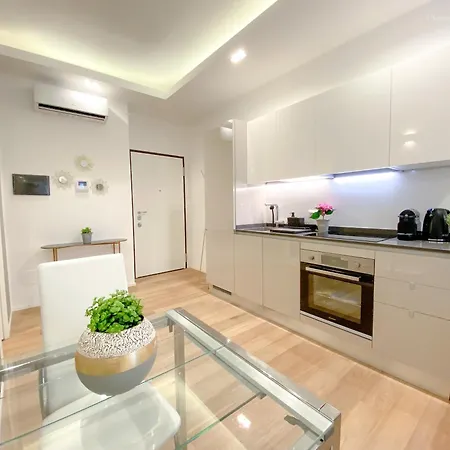 Meravigli Duomo 4 Apartament *