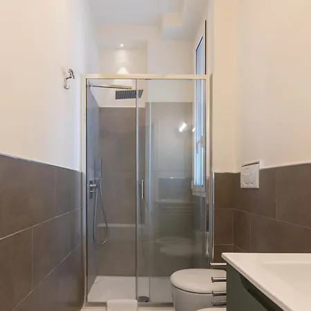 Apartament Bright With View Mediolan