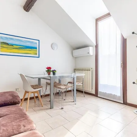 Con Bagno Privato Con Wifi A 200m Dalla Metro *