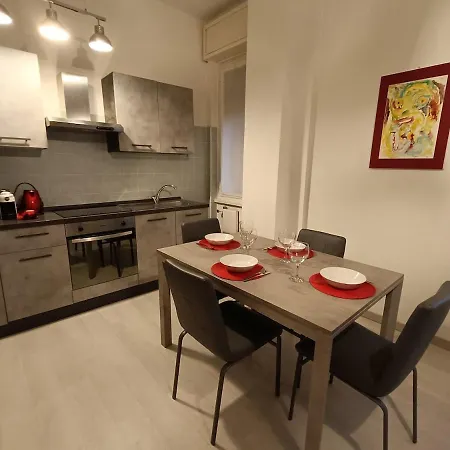 Comfort House Vicino Metro M4 Duomo Navigli San Siro Apartment