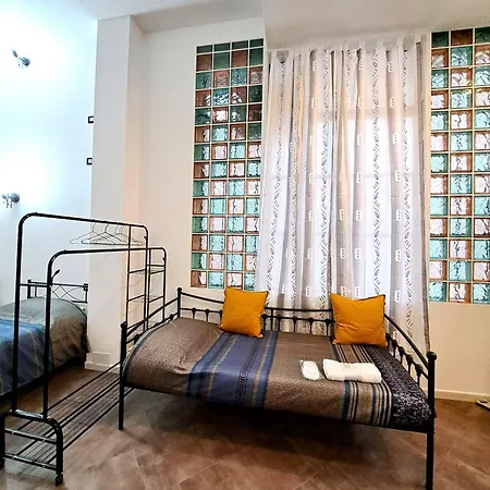 01 Monolocale Ristrutturato A Nuovo Appartement