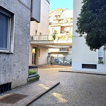 01 Monolocale Ristrutturato A Nuovo *