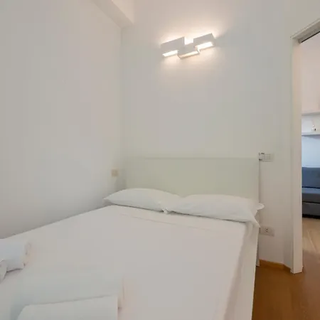 Sant'agostino-centro Near M2 Lejlighed Milano