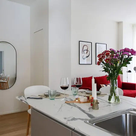 The Rent - Modern And Cozy One-bedroom In Piazza Naples Milánó