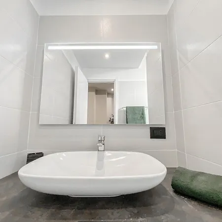 Paoli Bosco Verticale - 15 Min From Duomo Mediolan